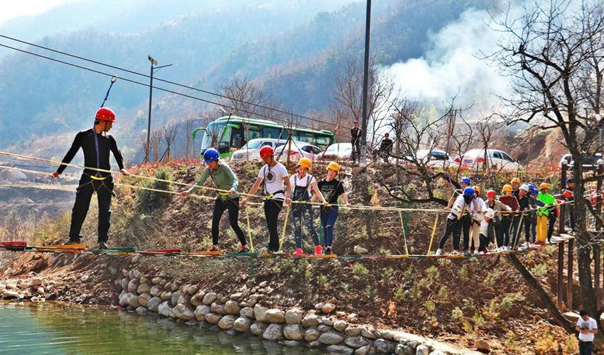 终南山寨水上运动乐园团建