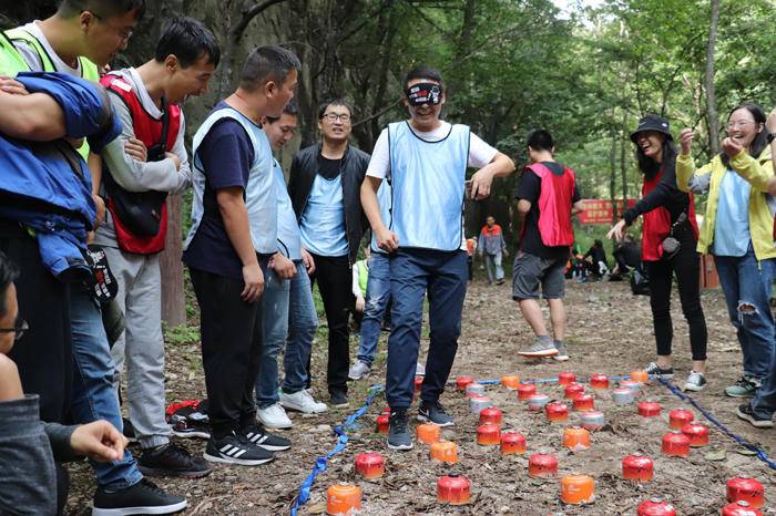 避暑纳凉，休闲烧烤团建